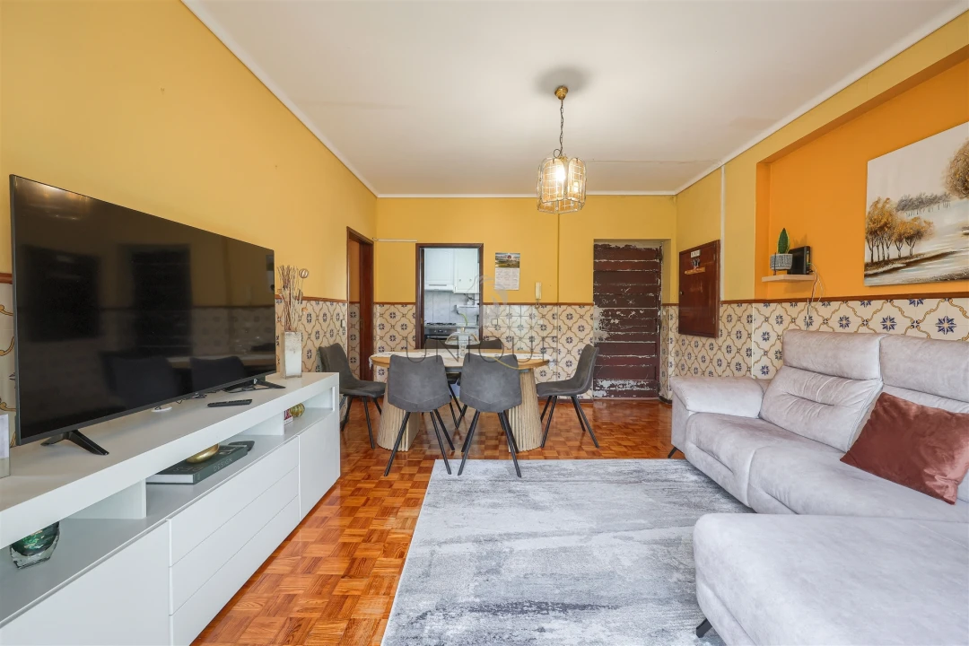 Apartamento T3 para Venda em Eixo e Eirol Foto 2