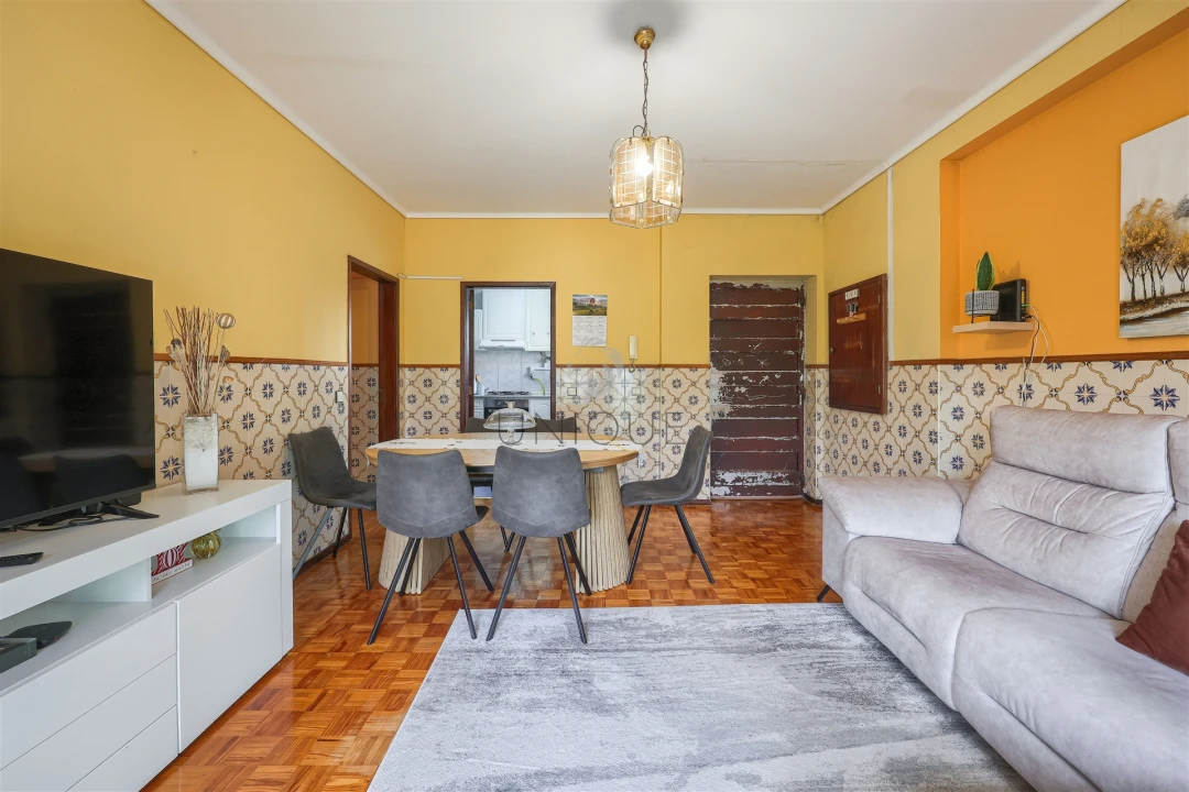 Apartamento T3 para Venda em Eixo e Eirol Foto 5