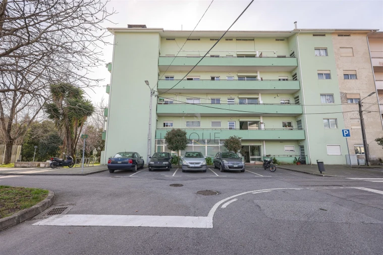 Apartamento T3 para Venda em Eixo e Eirol Foto 29