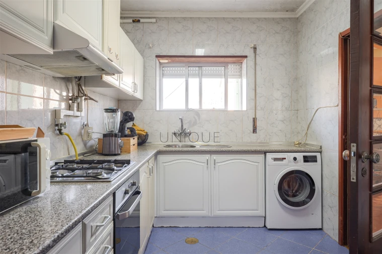 Apartamento T3 para Venda em Eixo e Eirol Foto 6