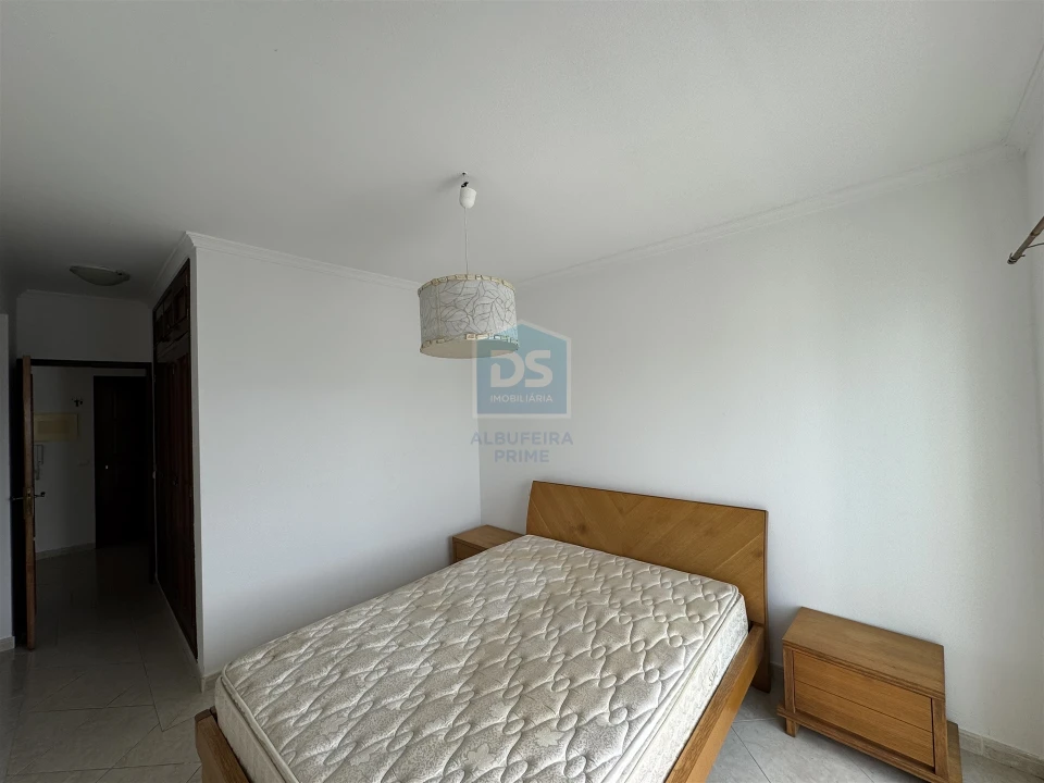 Apartamento T1 para Venda em Guia Foto 17