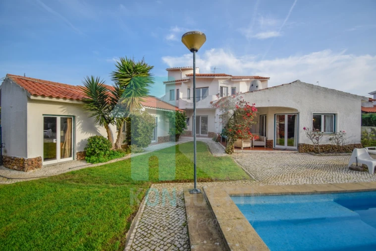 Moradia T4 para Venda em Cascais e Estoril Foto 30