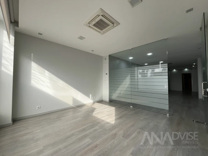 Escritório para Arrendamento em Viseu Foto 11