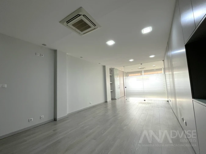 Escritório para Arrendamento em Viseu Foto 14