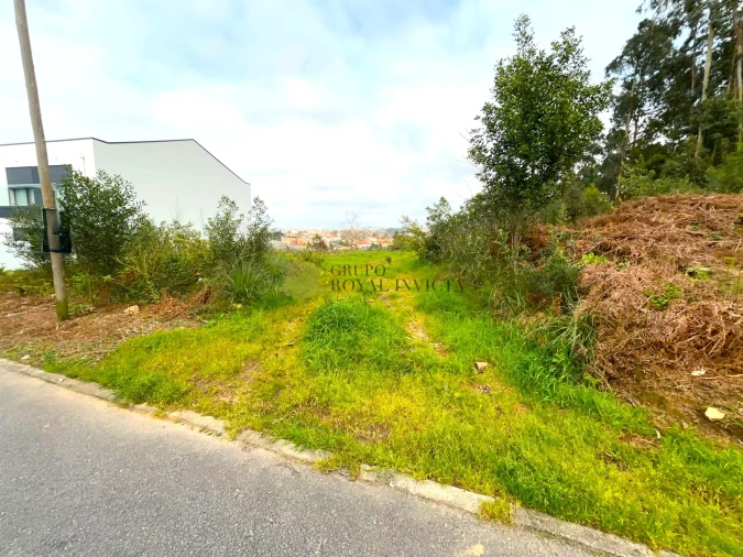 Terreno para Venda em Gulpilhares e Valadares Foto 2