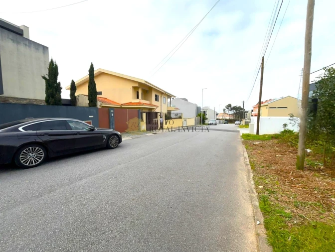 Terreno para Venda em Gulpilhares e Valadares Foto 13