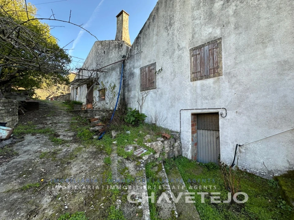 Quinta T2 para Venda em Além da Ribeira e Pedreira Foto 2