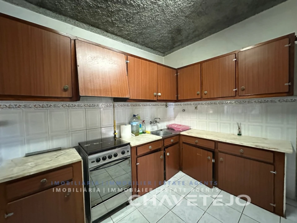 Quinta T2 para Venda em Além da Ribeira e Pedreira Foto 14