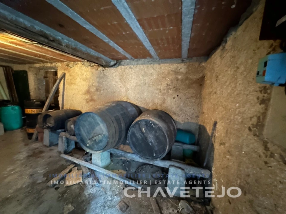 Quinta T2 para Venda em Além da Ribeira e Pedreira Foto 23