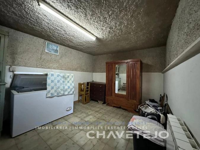 Quinta T2 para Venda em Além da Ribeira e Pedreira Foto 15