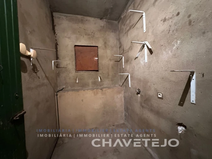 Quinta T2 para Venda em Além da Ribeira e Pedreira Foto 17