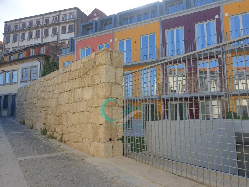 Apartamento T1 para Venda em Cedofeita, Santo Ildefonso, Sé, Miragaia, São Nicolau e Vitória Foto 2