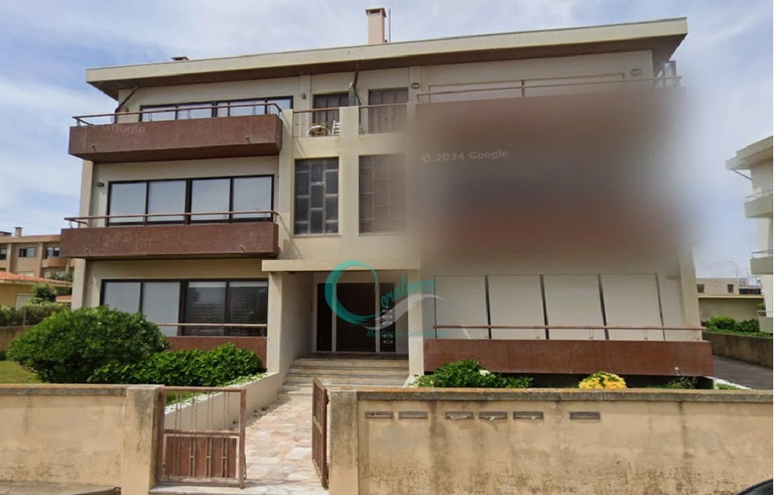 Apartamento T4 para Venda em Arvore Foto 4