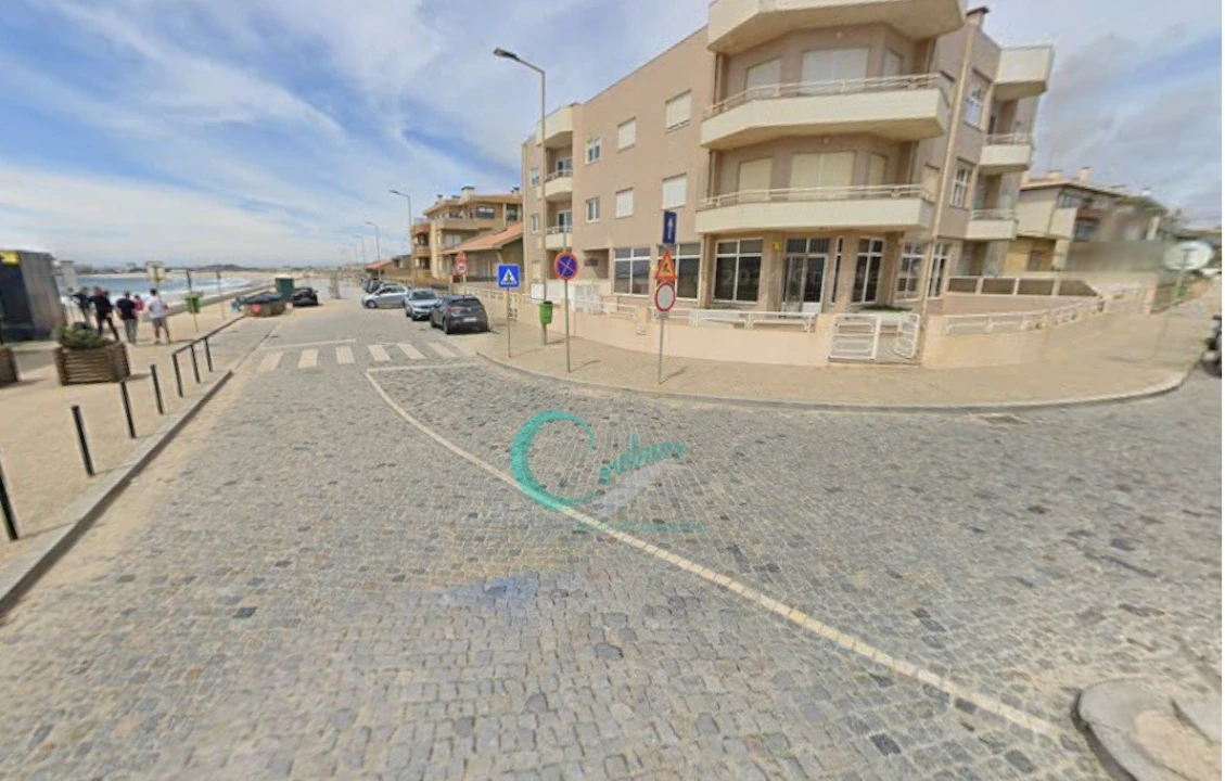 Apartamento T4 para Venda em Arvore Foto 8