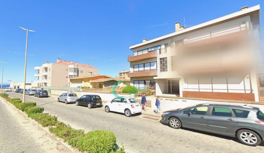 Apartamento T4 para Venda em Arvore Foto 6