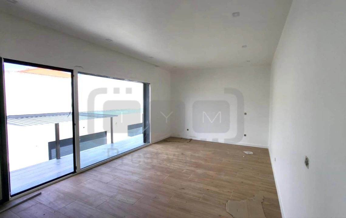 Moradia T4 para Venda em Nossa Sra de Fatima Foto 13