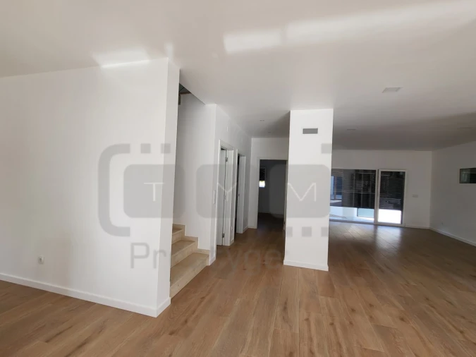 Moradia T4 para Venda em Nossa Sra de Fatima Foto 28