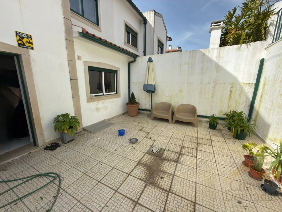 Moradia T3 para Venda em Santa Clara e Castelo Viegas Foto 9