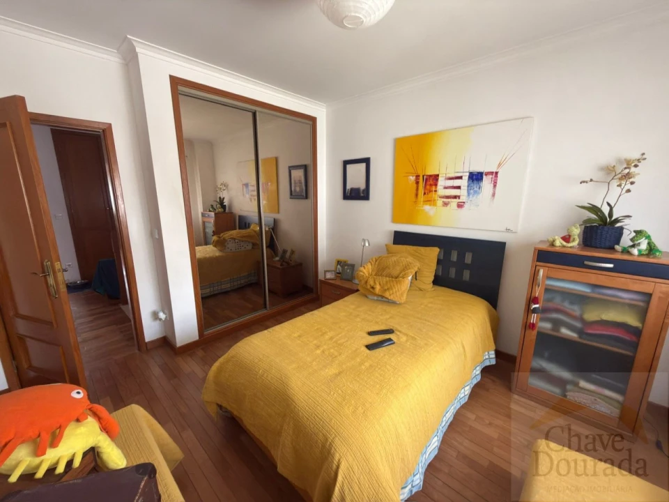 Moradia T3 para Venda em Santa Clara e Castelo Viegas Foto 18