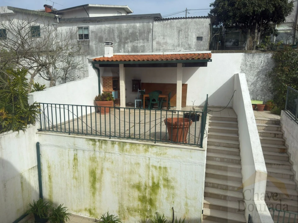 Moradia T3 para Venda em Santa Clara e Castelo Viegas Foto 23