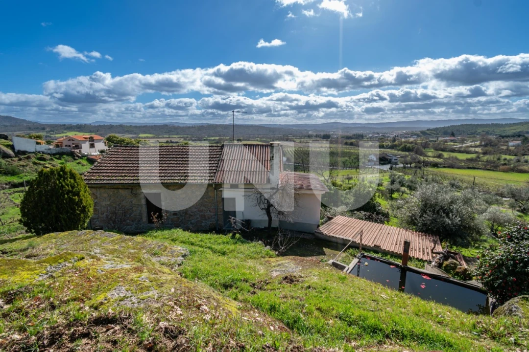 Quinta T2 para Venda em Orjais Foto 15