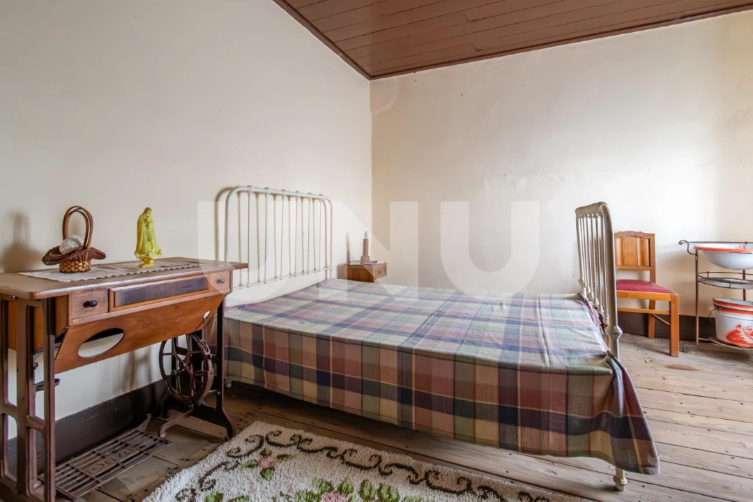 Quinta T2 para Venda em Orjais Foto 28