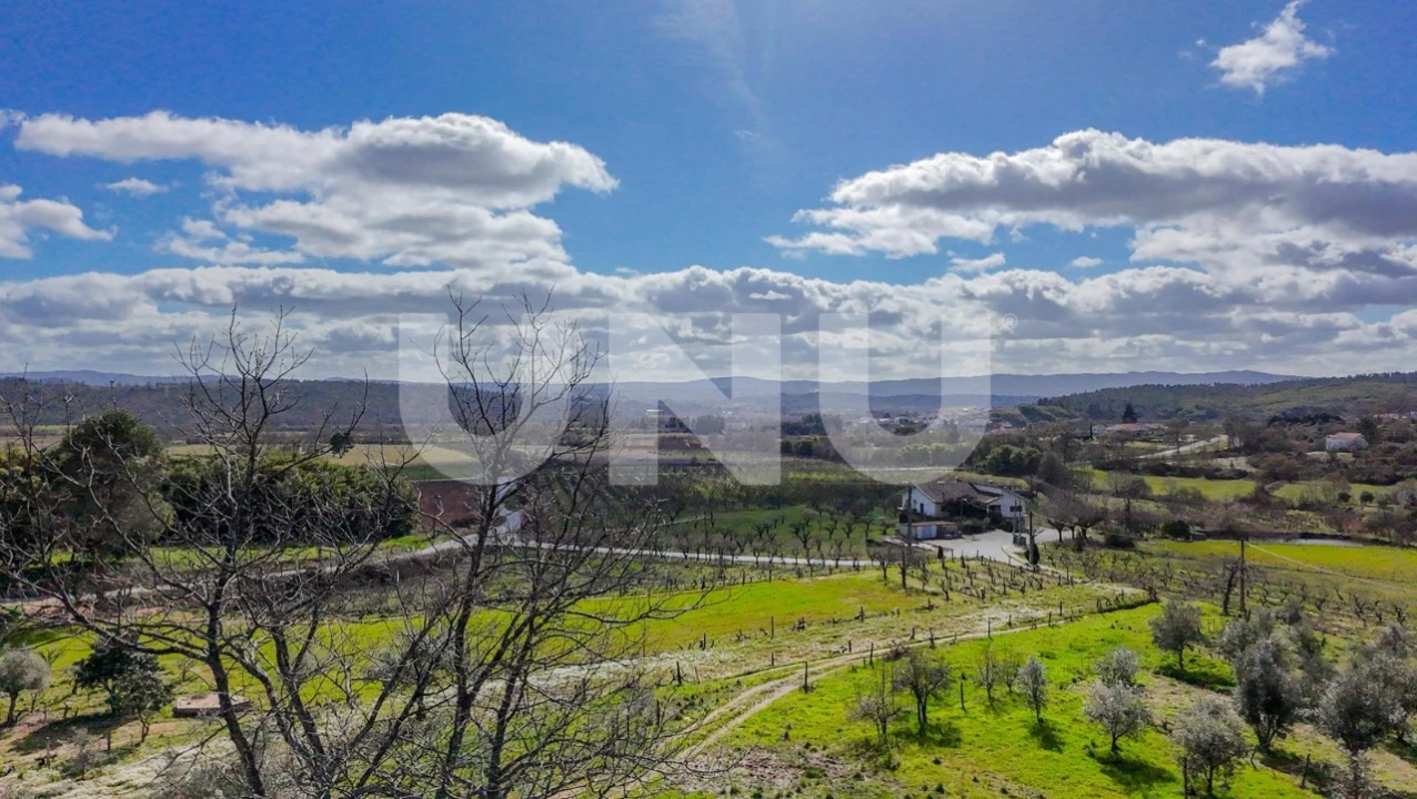 Quinta T2 para Venda em Orjais Foto 39