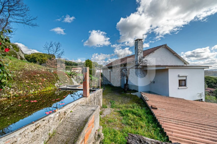 Quinta T2 para Venda em Orjais Foto 13