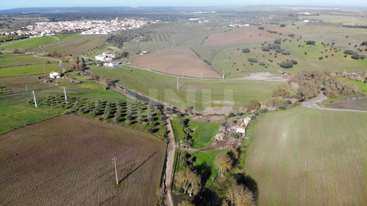 Quinta T3 para Venda em Monte do Trigo Foto 19