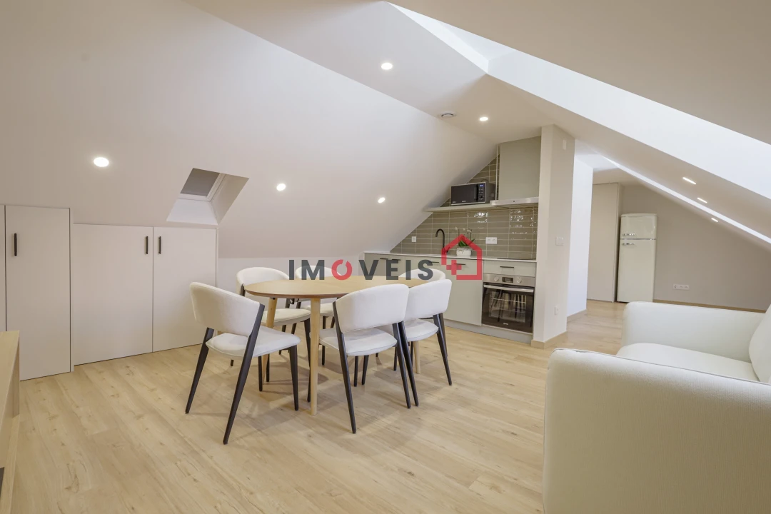 Apartamento T0 para Venda em Leiria, Pousos, Barreira e Cortes Foto 1