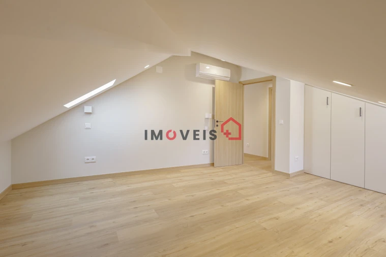 Apartamento T0 para Venda em Leiria, Pousos, Barreira e Cortes Foto 6