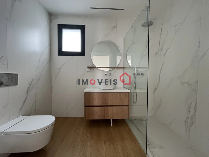 Apartamento T3 para Venda em Nazare Foto 9