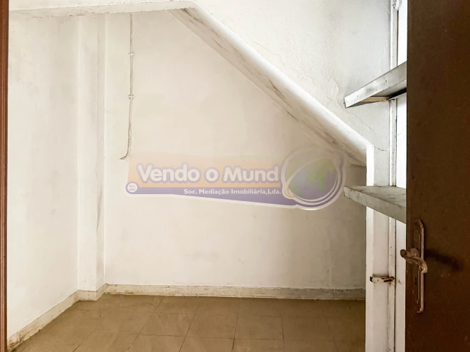 Loja para Venda em Benfica do Ribatejo Foto 17