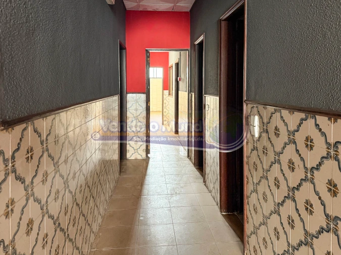 Loja para Venda em Benfica do Ribatejo Foto 4