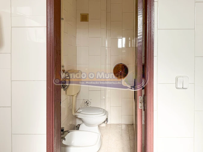 Loja para Venda em Benfica do Ribatejo Foto 9