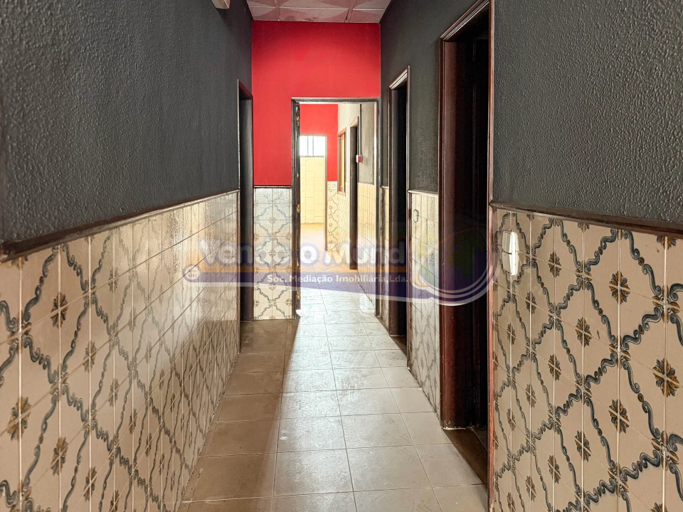 Loja para Venda em Benfica do Ribatejo Foto 4