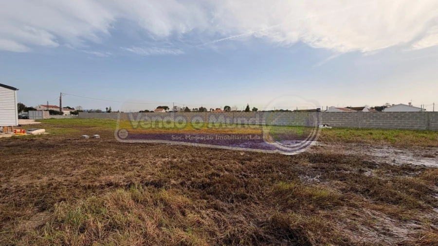 Terreno para Venda em Samora Correia Foto 11