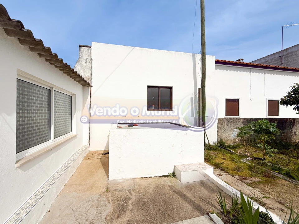 Moradia T3 para Venda em Coruche, Fajarda e Erra Foto 2