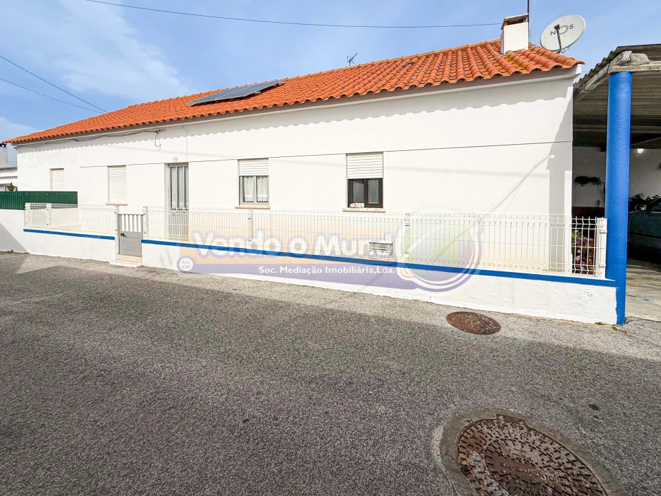 Moradia T3 para Venda em Coruche, Fajarda e Erra Foto 1