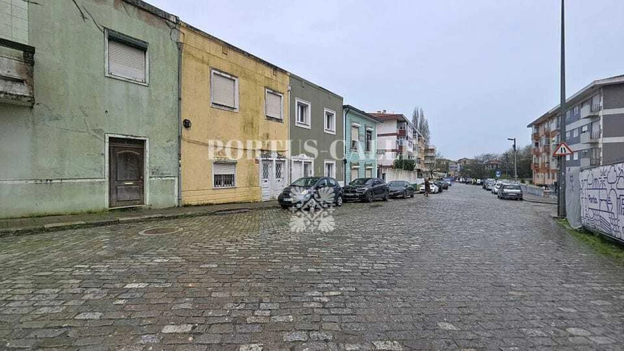 Moradia T2 para Venda em Ramalde Foto 1