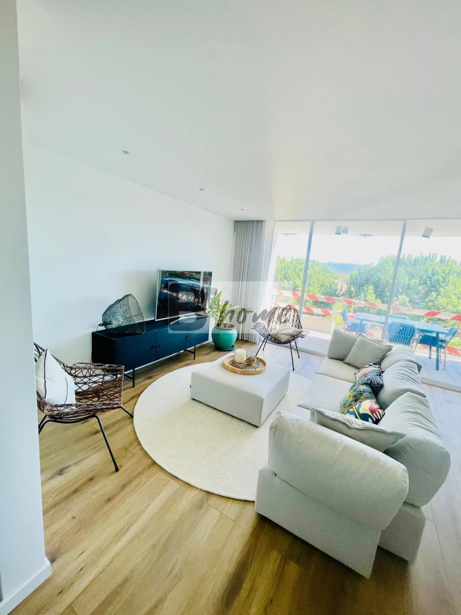 Apartamento T3 para Venda em Sesimbra (Castelo) Foto 1