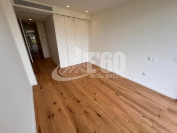 Apartamento T1 para Venda em São Felix da Marinha