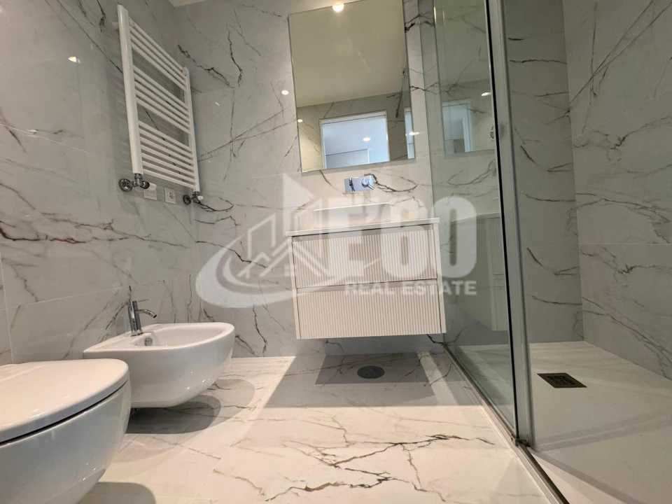 Apartamento T1 para Venda em São Felix da Marinha Foto 12