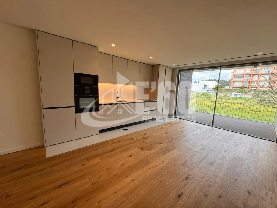 Apartamento T1 para Venda em São Felix da Marinha Foto 4