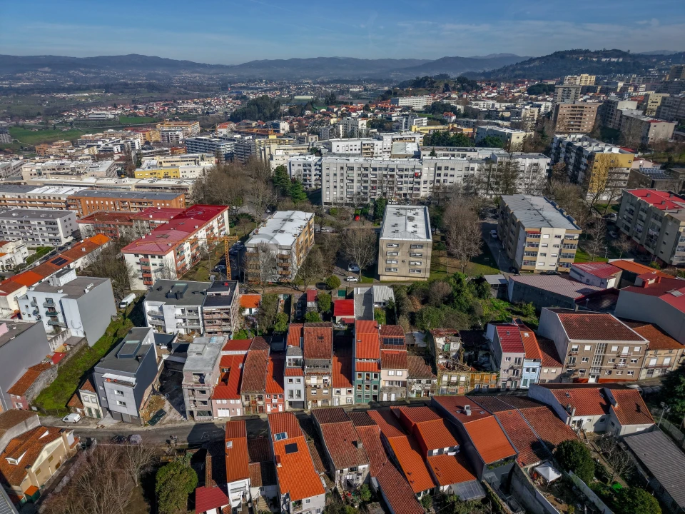 Prédio para Venda em Braga (Maximinos, Sé e Cividade) Foto 10
