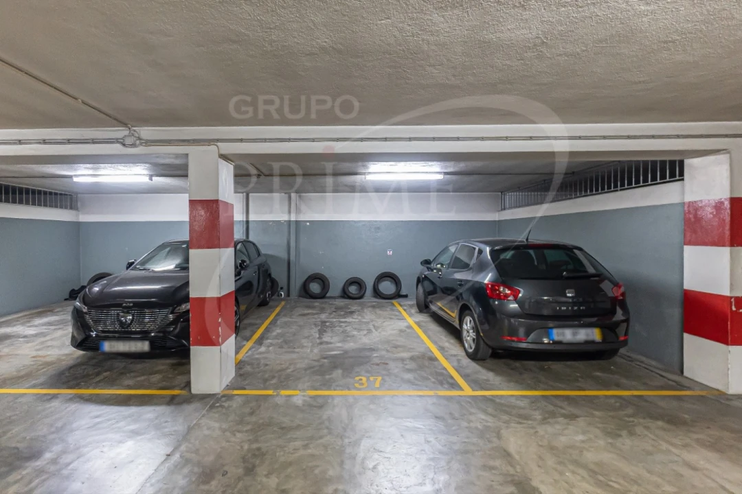 Apartamento T2 para Arrendamento em Aldoar, Foz do Douro e Nevogilde Foto 25