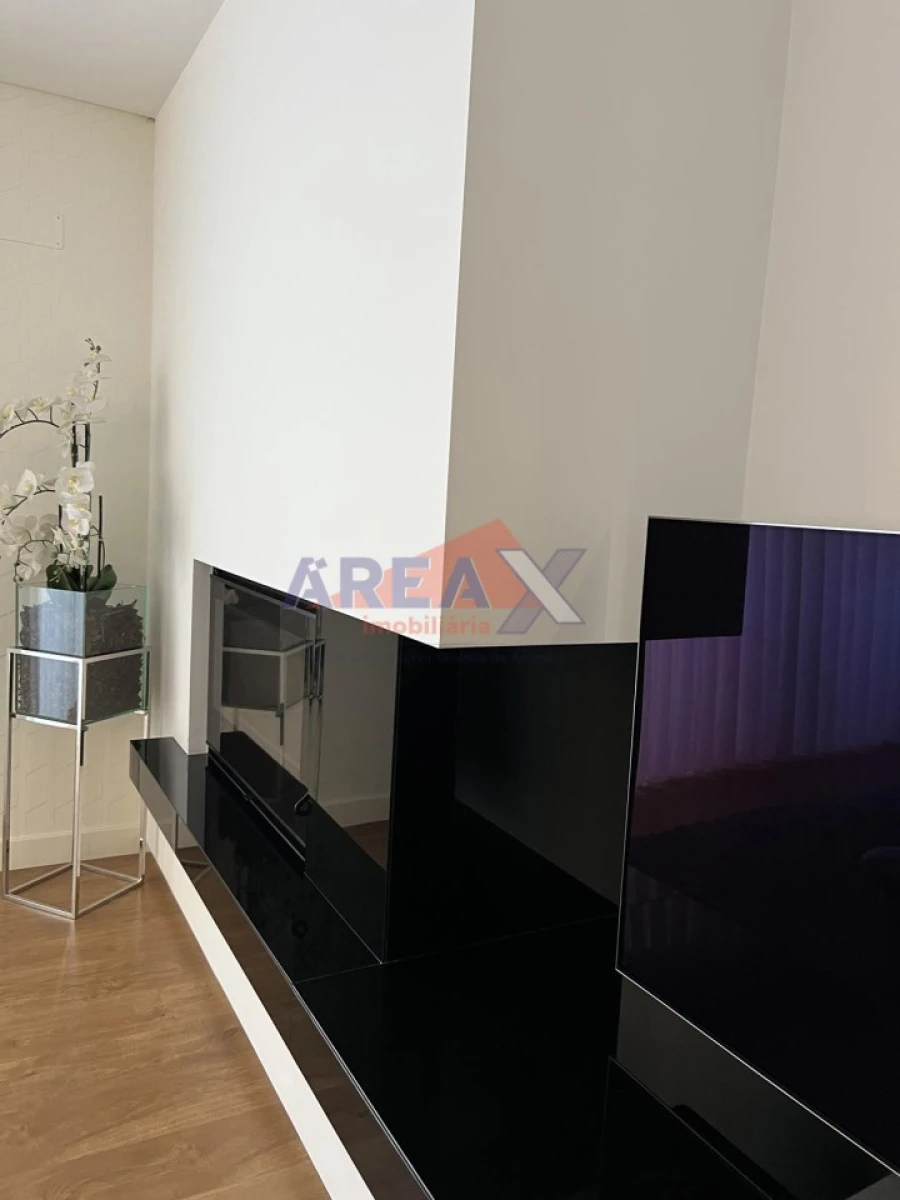 Moradia T4 para Venda em Vila de Cucujães Foto 13