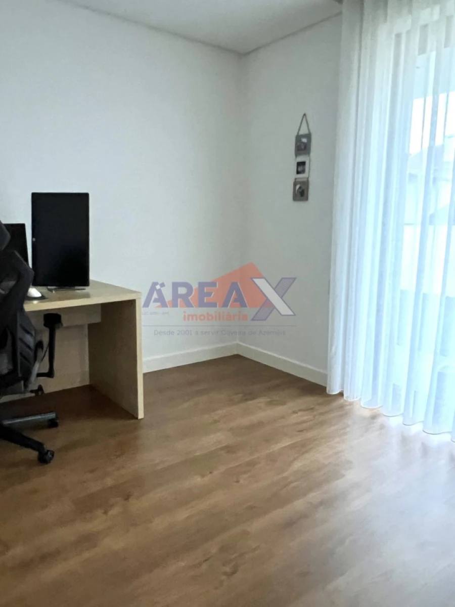 Moradia T4 para Venda em Vila de Cucujães Foto 33