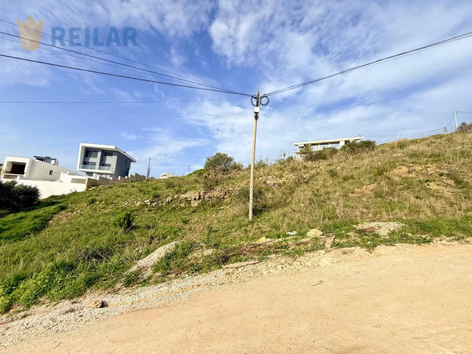 Terreno para Venda em Vialonga Foto 2