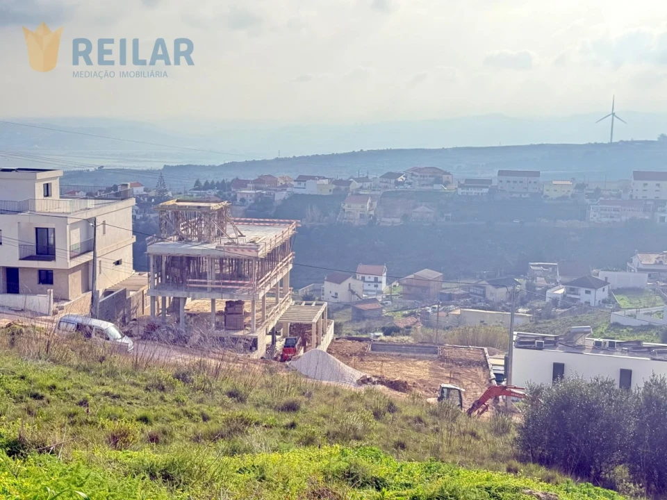 Terreno para Venda em Vialonga Foto 3